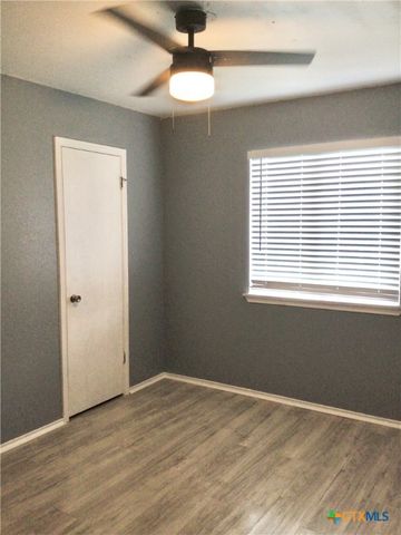 2004 Sherman Drive, Killeen, TX 76543