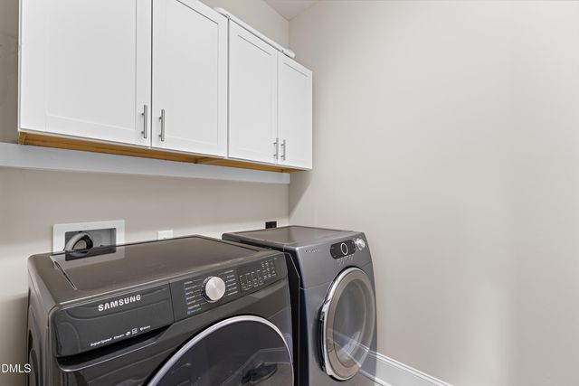 3317 Heathrowe Grove Court, Fuquay Varina, NC 27526