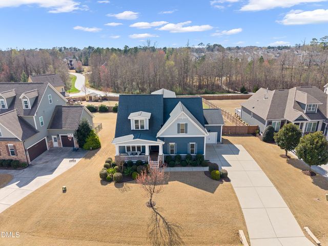 3317 Heathrowe Grove Court, Fuquay Varina, NC 27526