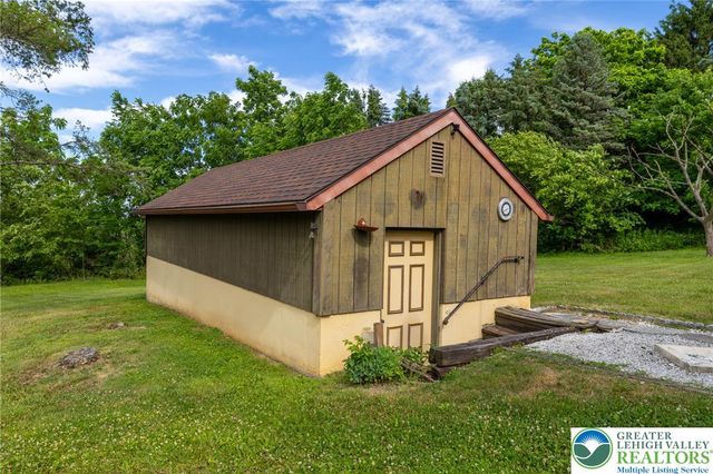 9904 Ziegels Church Road, Weisenberg Twp, PA 18031