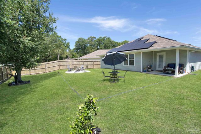 951 Lovebird Ct, Pensacola, FL 32534