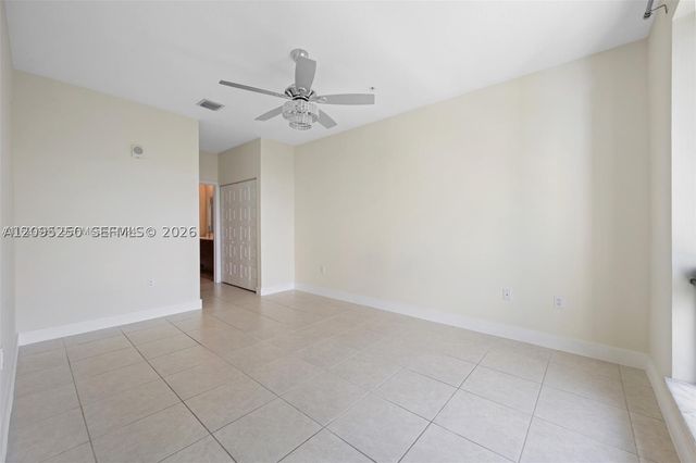 8301 NW 41st St B-401, Doral, FL 33166