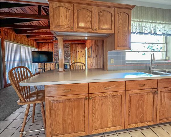 2118 W BROAD STREET, Tampa, FL 33604