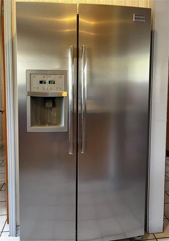 2118 W BROAD STREET, Tampa, FL 33604