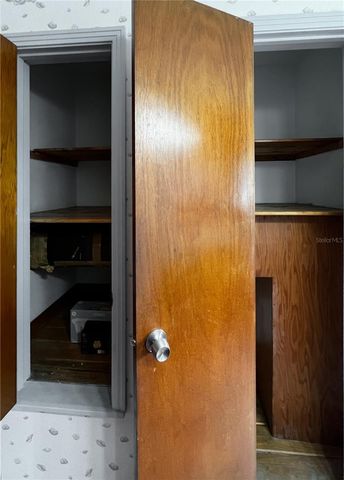 2118 W BROAD STREET, Tampa, FL 33604