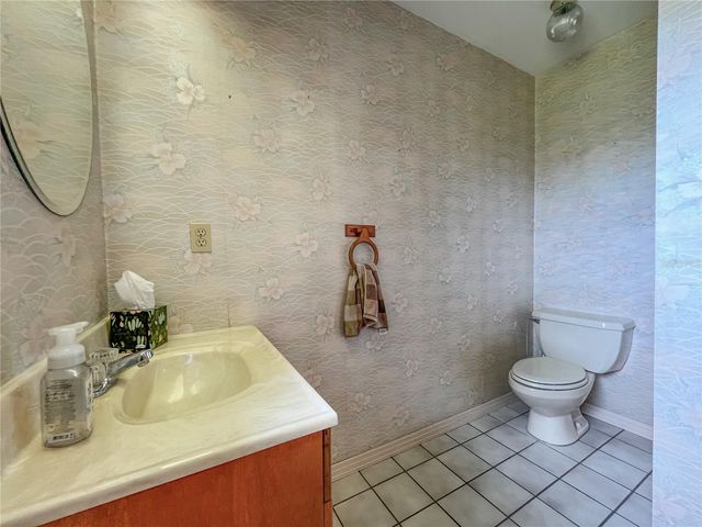 2118 W BROAD STREET, Tampa, FL 33604