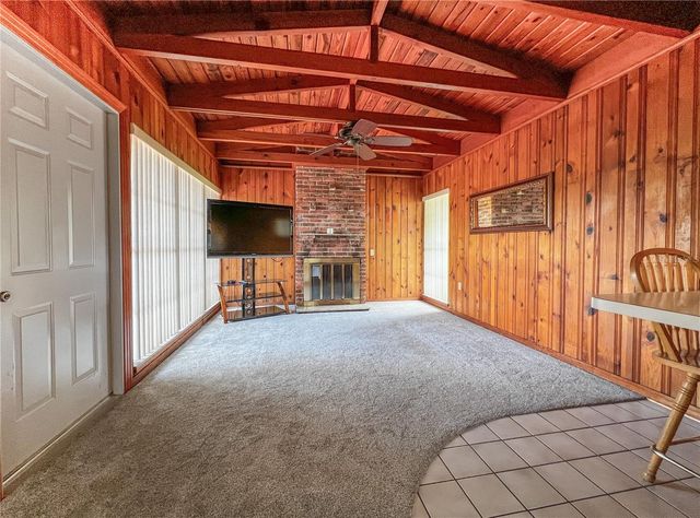 2118 W BROAD STREET, Tampa, FL 33604