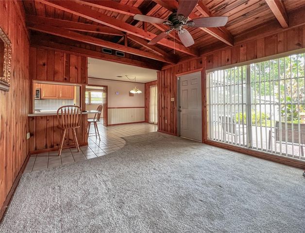 2118 W BROAD STREET, Tampa, FL 33604