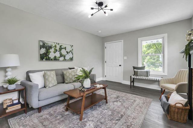 1448 Manchester Avenue, Columbus, OH 43211