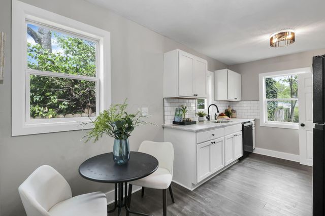 1448 Manchester Avenue, Columbus, OH 43211