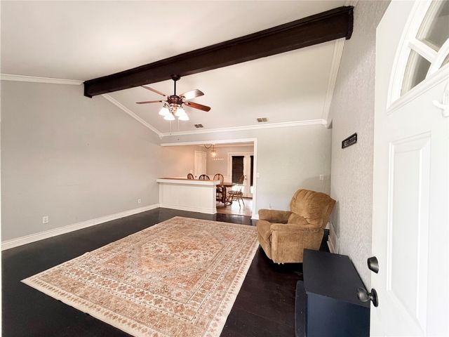 1304 Bellaire Street, Bowie, TX 76230