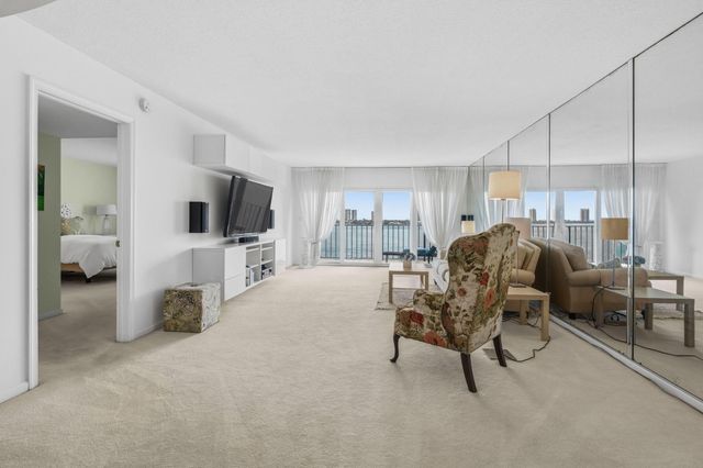 801 Lake Shore Drive 607, Lake Park, FL 33403