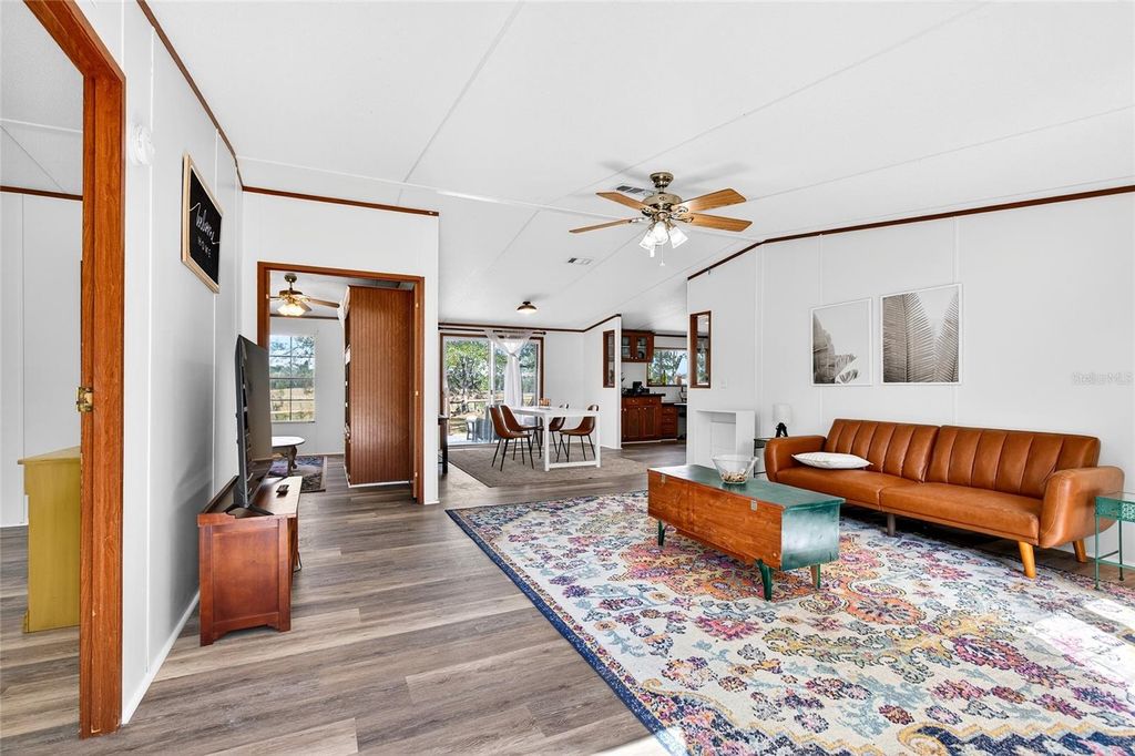 Image 12 of property listing at 10427 NW 8TH LANE, Ocala, FL 34482