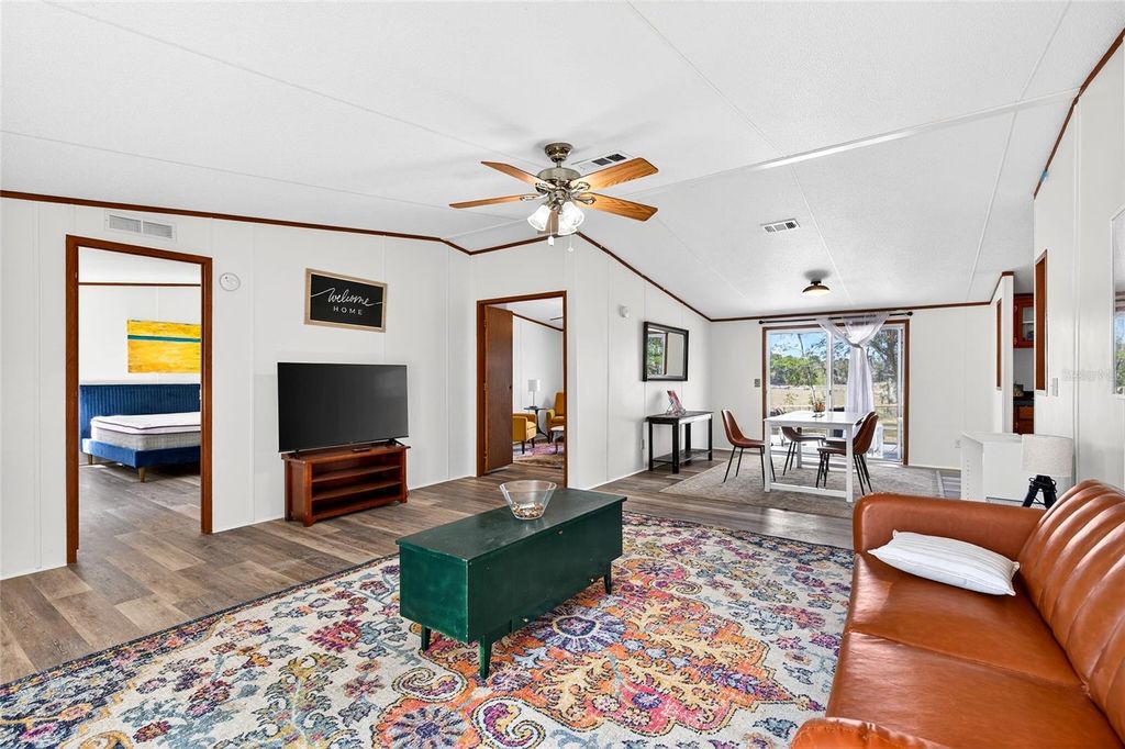 Image 19 of property listing at 10427 NW 8TH LANE, Ocala, FL 34482