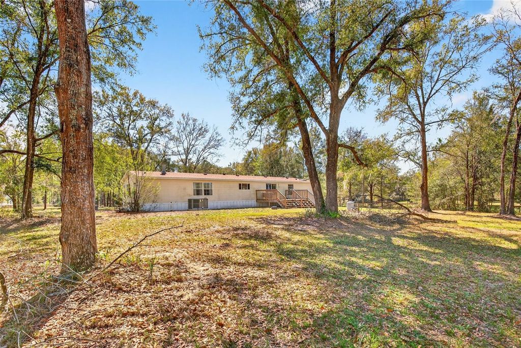 Image 49 of property listing at 10427 NW 8TH LANE, Ocala, FL 34482