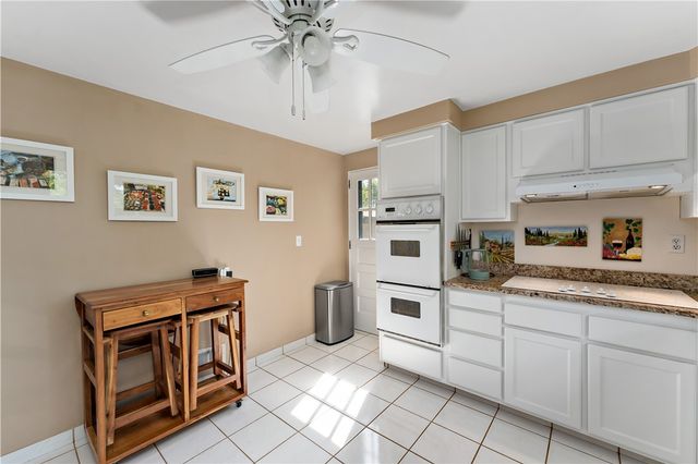 5892 Lorene Dr, Bethel Park, PA 15102