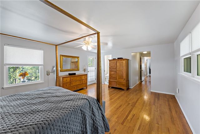 5892 Lorene Dr, Bethel Park, PA 15102