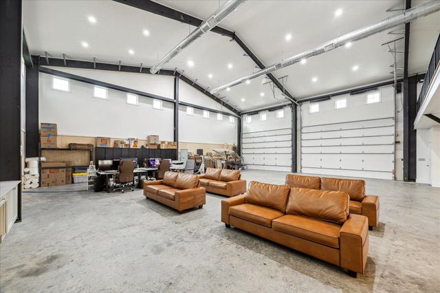 17810 County Road 125, Pearland, TX 77581