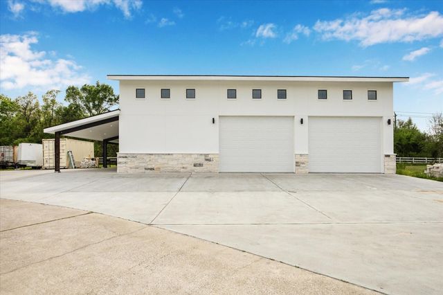 17810 County Road 125, Pearland, TX 77581
