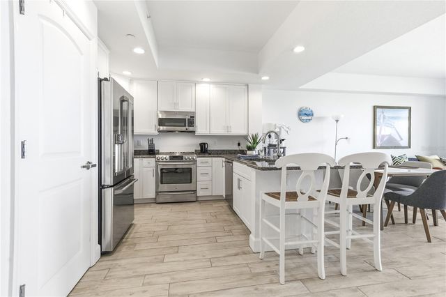 19519 GULF BOULEVARD 403, Indian Shores, FL 33785