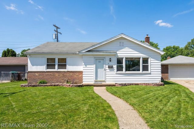 9 Christine Court, Dearborn, MI 48124