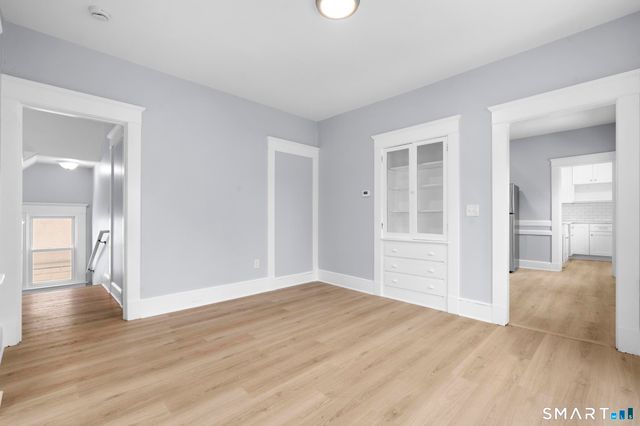 11 Young Street, New Haven, CT 06511