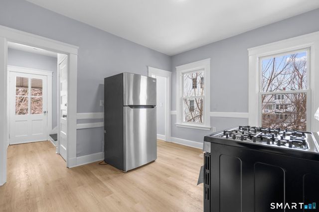 11 Young Street, New Haven, CT 06511