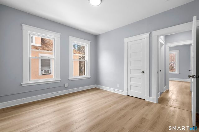 11 Young Street, New Haven, CT 06511