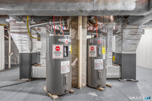 11 Young Street, New Haven, CT 06511