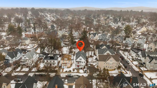 11 Young Street, New Haven, CT 06511