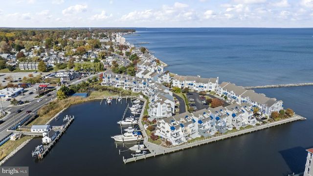8074 WINDWARD KEY DR, Chesapeake Beach, MD 20732