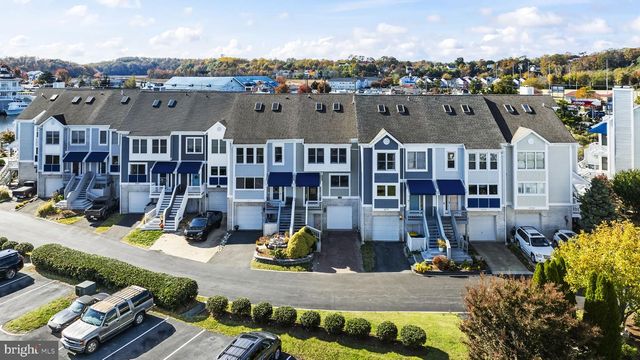 8074 WINDWARD KEY DR, Chesapeake Beach, MD 20732