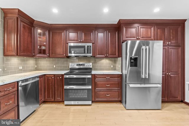 8074 WINDWARD KEY DR, Chesapeake Beach, MD 20732