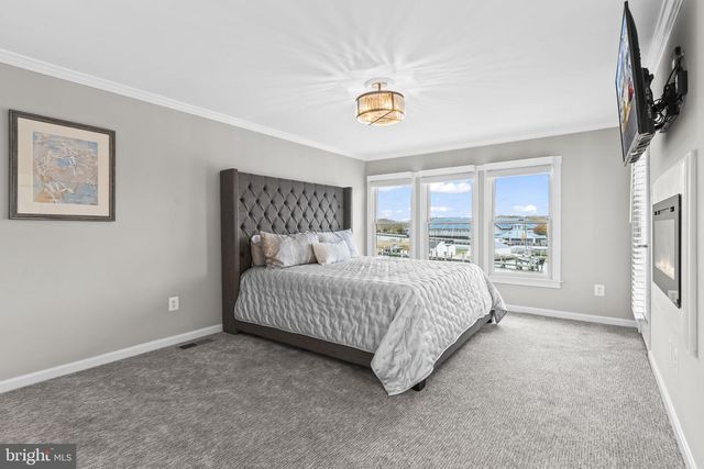 8074 WINDWARD KEY DR, Chesapeake Beach, MD 20732