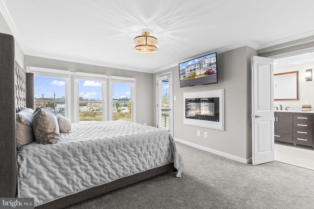 8074 WINDWARD KEY DR, Chesapeake Beach, MD 20732