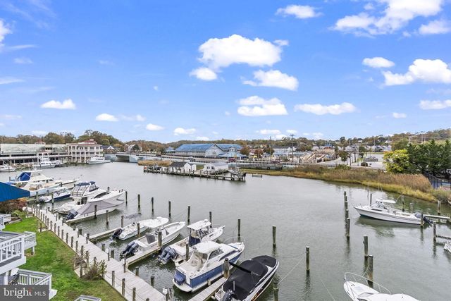 8074 WINDWARD KEY DR, Chesapeake Beach, MD 20732