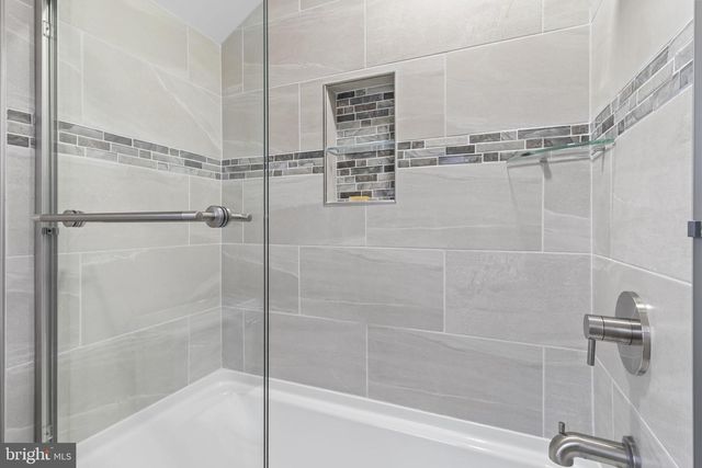 8074 WINDWARD KEY DR, Chesapeake Beach, MD 20732