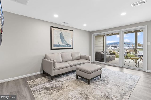 8074 WINDWARD KEY DR, Chesapeake Beach, MD 20732