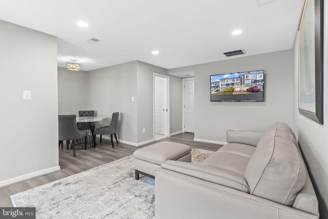 8074 WINDWARD KEY DR, Chesapeake Beach, MD 20732