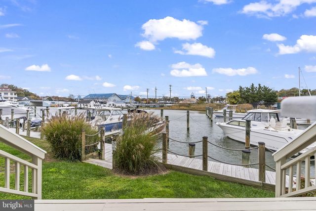 8074 WINDWARD KEY DR, Chesapeake Beach, MD 20732