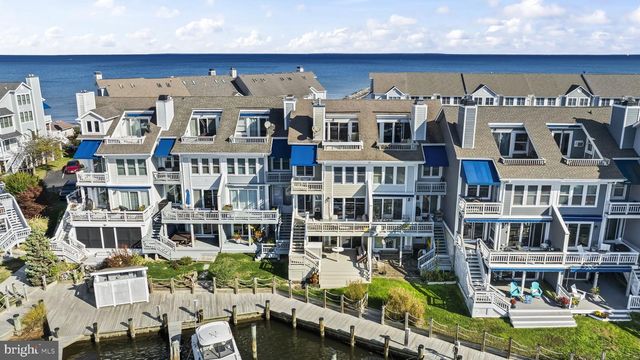 8074 WINDWARD KEY DR, Chesapeake Beach, MD 20732