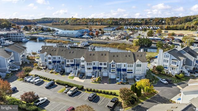 8074 WINDWARD KEY DR, Chesapeake Beach, MD 20732