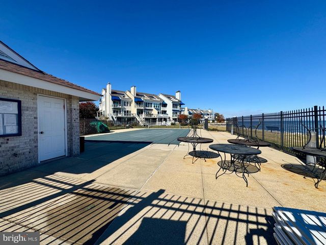 8074 WINDWARD KEY DR, Chesapeake Beach, MD 20732