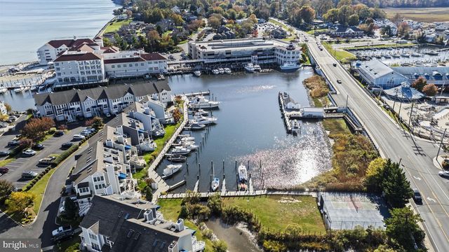 8074 WINDWARD KEY DR, Chesapeake Beach, MD 20732