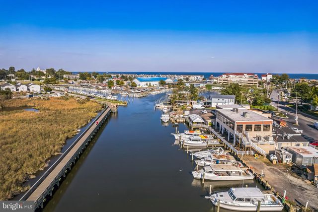 8074 WINDWARD KEY DR, Chesapeake Beach, MD 20732