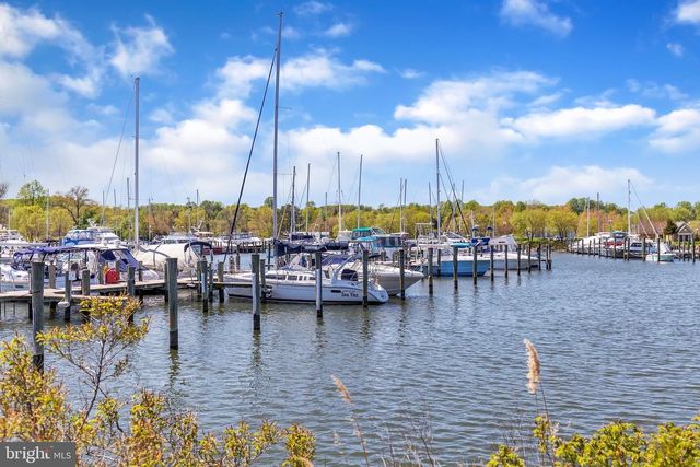 8074 WINDWARD KEY DR, Chesapeake Beach, MD 20732