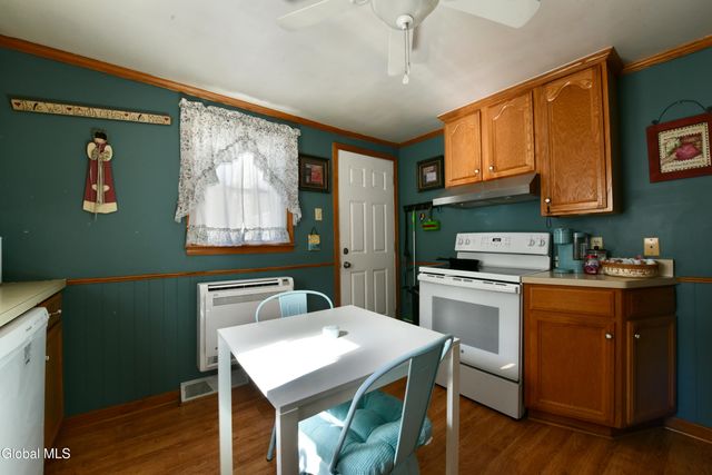 27 Sidney Avenue, Waterford, NY 12188