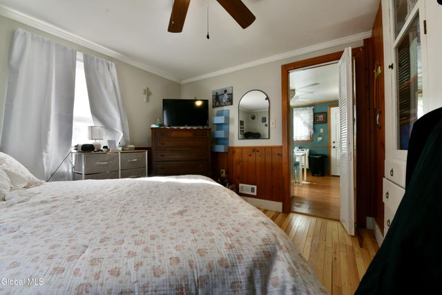 27 Sidney Avenue, Waterford, NY 12188