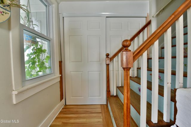 27 Sidney Avenue, Waterford, NY 12188