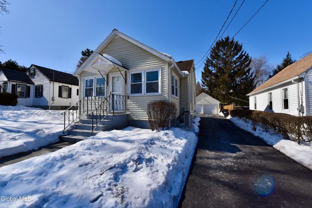 27 Sidney Avenue, Waterford, NY 12188